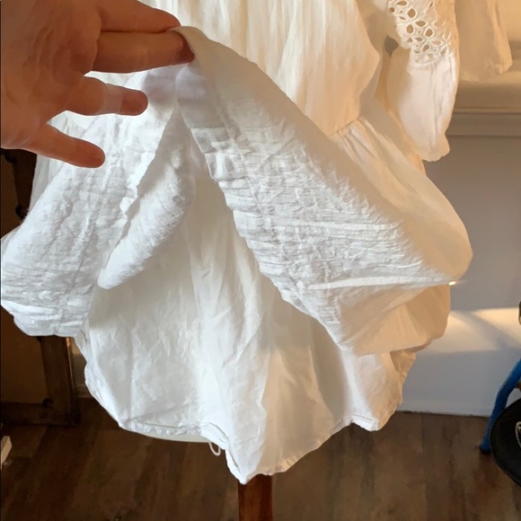 Target Eyelet Flounce Ruffle Blouse XS/S - Picture 5 of 7